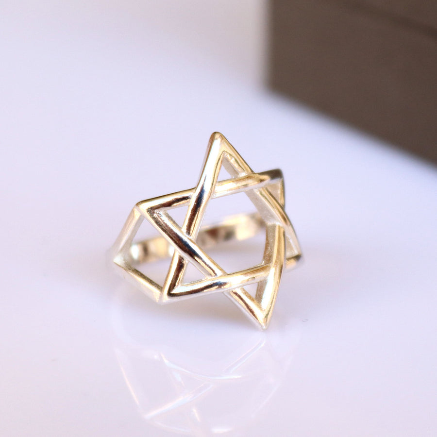 Women Jewish star ring