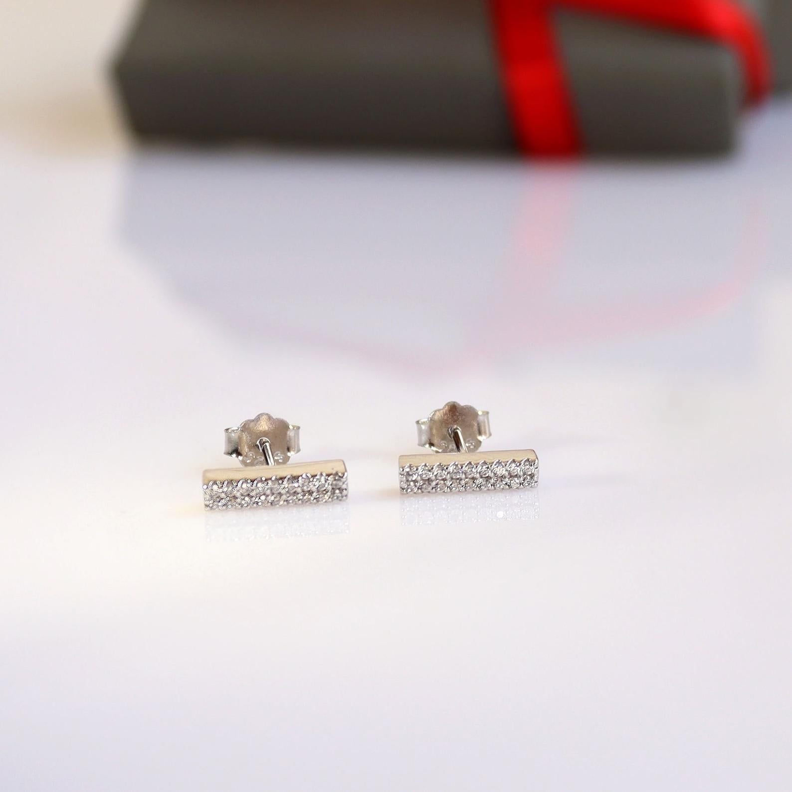 Diamond Stud Earrings | 스터드 귀걸이, 귀걸이, 다이아몬드 귀걸이