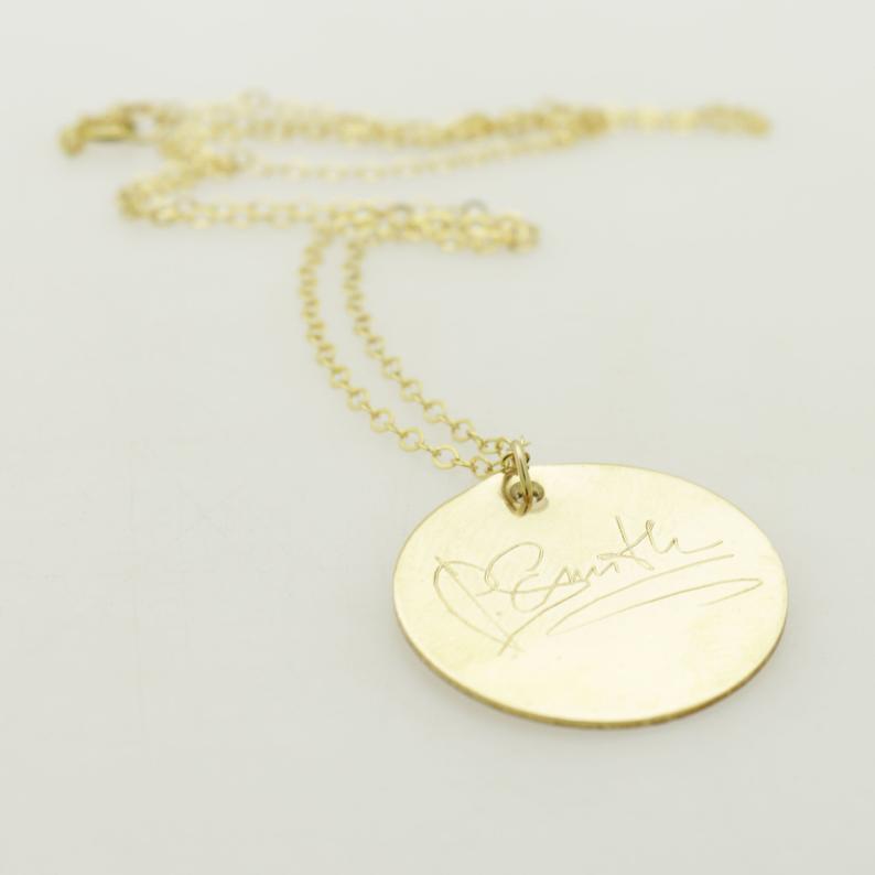 Necklace with online handwritten message