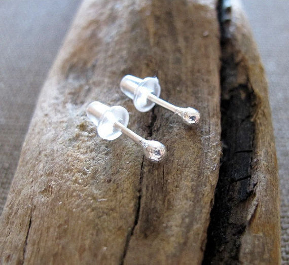 Tiny Minimalist Sterling Silver Open Circle Stud Earrings – AMYO Jewelry